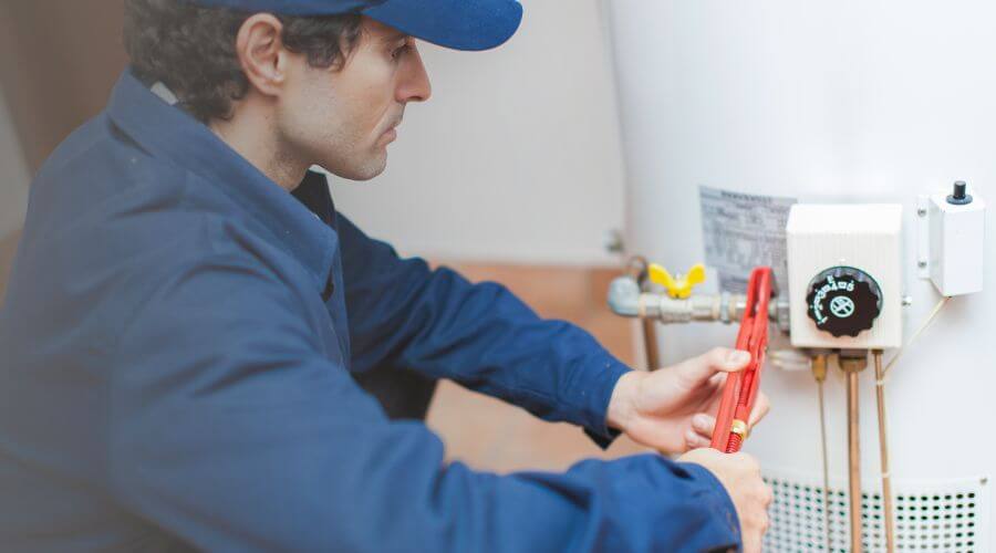 Professional Tankless Water Heater Installation in Oakwood, OK